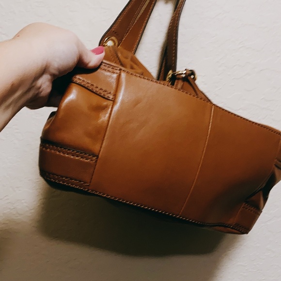 Michael Kors Bag - Picture 4 of 16